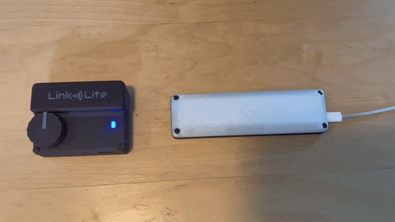 A gif of the linklite v2 with its controller.
